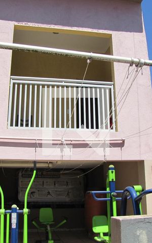 Casa à venda com 215m², 2 quartos e 2 vagasQuintal