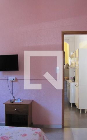 Casa à venda com 215m², 2 quartos e 2 vagasSuíte 2