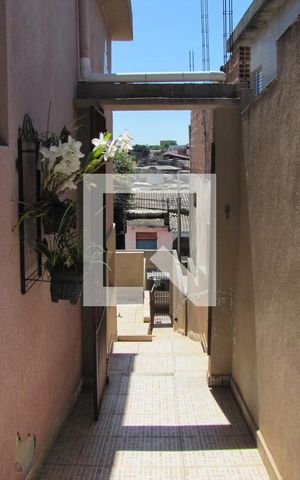 Casa à venda com 215m², 2 quartos e 2 vagasQuintal