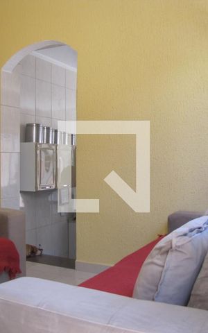 Casa à venda com 215m², 2 quartos e 2 vagasSala