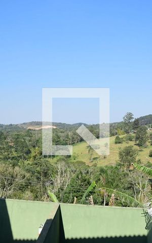 Casa para alugar com 80m², 2 quartos e 3 vagasVista Quarto 1