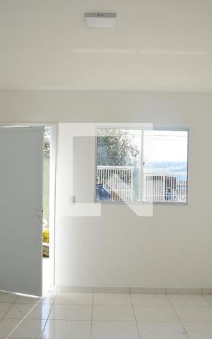 Casa para alugar com 80m², 2 quartos e 3 vagasSala