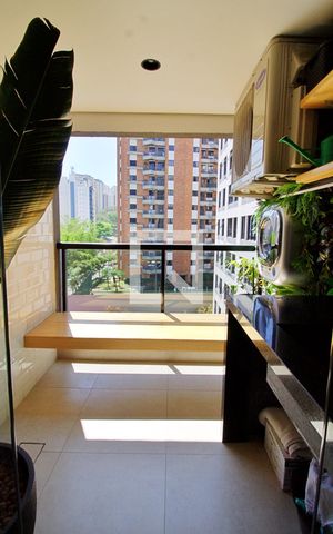 Apartamento à venda com 70m², 2 quartos e 1 vaga Apartamento à venda com 70m², 2 quartos e 1 vagaÁrea de Serviço