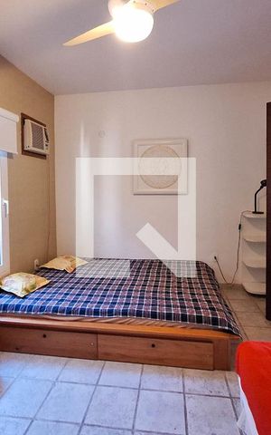 Casa à venda com 556m², 3 quartos e 2 vagas Casa à venda com 556m², 3 quartos e 2 vagasSuíte 1