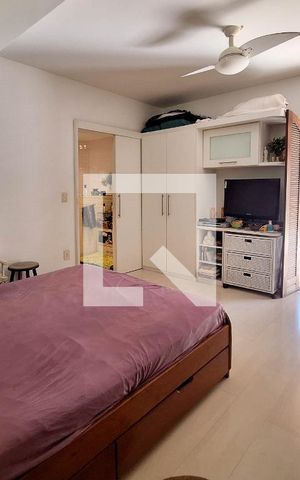 Casa à venda com 556m², 3 quartos e 2 vagas Casa à venda com 556m², 3 quartos e 2 vagasSuíte 3