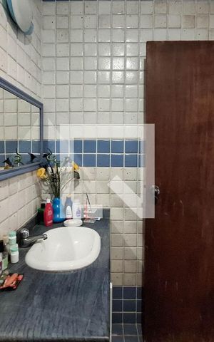 Casa à venda com 556m², 3 quartos e 2 vagas Casa à venda com 556m², 3 quartos e 2 vagasBanheiro da Suíte 2