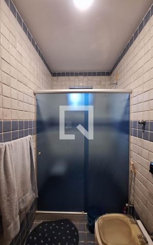 Casa à venda com 556m², 3 quartos e 2 vagas Casa à venda com 556m², 3 quartos e 2 vagasBanheiro da Suíte 2