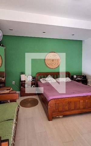 Casa à venda com 556m², 3 quartos e 2 vagas Casa à venda com 556m², 3 quartos e 2 vagasSuíte 3