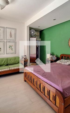Casa à venda com 556m², 3 quartos e 2 vagas Casa à venda com 556m², 3 quartos e 2 vagasSuíte 3
