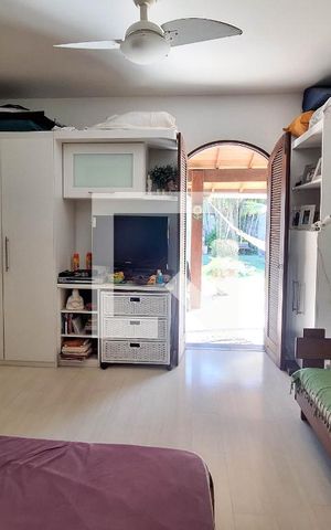 Casa à venda com 556m², 3 quartos e 2 vagas Casa à venda com 556m², 3 quartos e 2 vagasSuíte 3