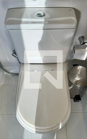 Apartamento à venda com 318m², 5 quartos e 4 vagas Apartamento à venda com 318m², 5 quartos e 4 vagasSuíte 4 - Banheiro