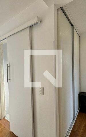 Apartamento à venda com 318m², 5 quartos e 4 vagas Apartamento à venda com 318m², 5 quartos e 4 vagasCorredor