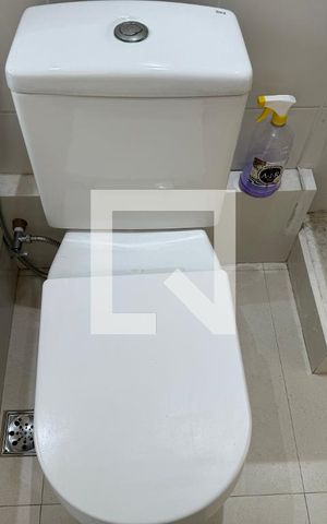 Apartamento à venda com 318m², 5 quartos e 4 vagas Apartamento à venda com 318m², 5 quartos e 4 vagasSuíte 1 - Banheiro