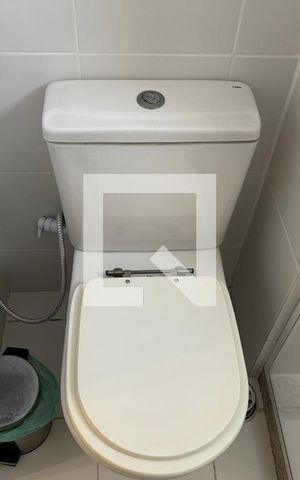 Apartamento à venda com 318m², 5 quartos e 4 vagas Apartamento à venda com 318m², 5 quartos e 4 vagasBanheiro Suíte Canadense