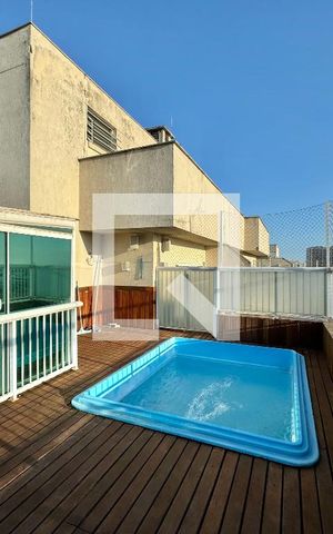 Apartamento à venda com 318m², 5 quartos e 4 vagas Apartamento à venda com 318m², 5 quartos e 4 vagasTerraço