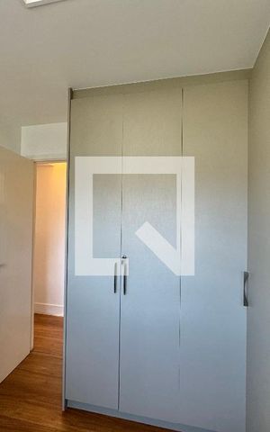 Apartamento à venda com 318m², 5 quartos e 4 vagas Apartamento à venda com 318m², 5 quartos e 4 vagasSuíte 2 (Canadense)