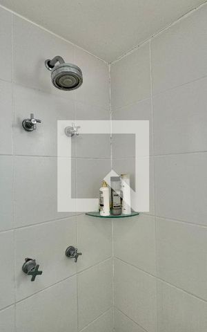 Apartamento à venda com 318m², 5 quartos e 4 vagas Apartamento à venda com 318m², 5 quartos e 4 vagasBanheiro