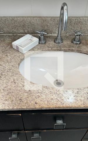 Apartamento à venda com 318m², 5 quartos e 4 vagas Apartamento à venda com 318m², 5 quartos e 4 vagasBanheiro