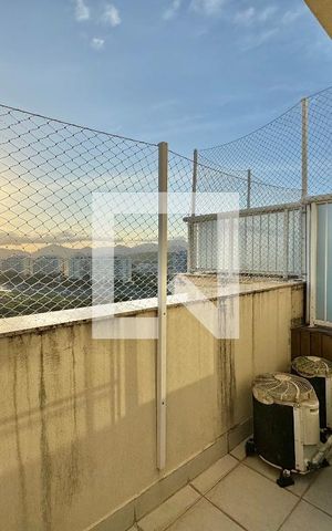 Apartamento à venda com 318m², 5 quartos e 4 vagas Apartamento à venda com 318m², 5 quartos e 4 vagasSuíte 4 - varanda