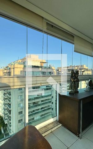 Apartamento à venda com 318m², 5 quartos e 4 vagas Apartamento à venda com 318m², 5 quartos e 4 vagasVaranda