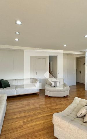 Apartamento à venda com 318m², 5 quartos e 4 vagas Apartamento à venda com 318m², 5 quartos e 4 vagasSala
