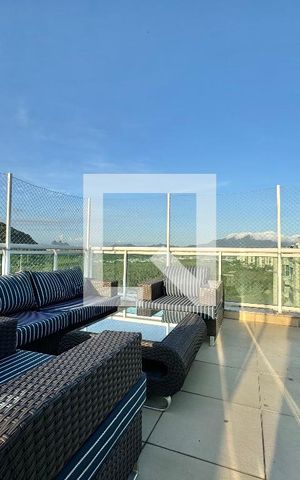 Apartamento à venda com 318m², 5 quartos e 4 vagas Apartamento à venda com 318m², 5 quartos e 4 vagasTerraço