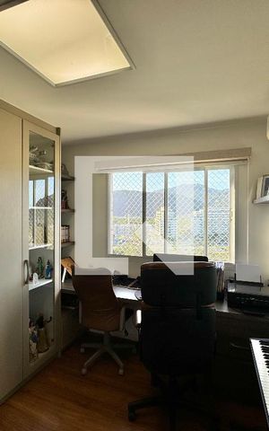 Apartamento à venda com 318m², 5 quartos e 4 vagas Apartamento à venda com 318m², 5 quartos e 4 vagasSuíte 2 (Canadense)