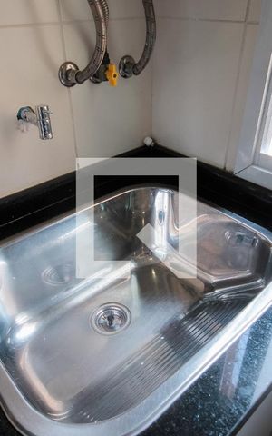 Apartamento à venda com 69m², 3 quartos e 1 vagaÁrea de Serviço