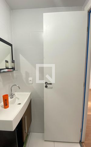Apartamento à venda com 38m², 2 quartos e sem vagaBanheiro 
