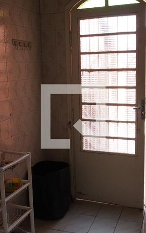 Casa à venda com 220m², 3 quartos e 2 vagasÁrea de Serviço