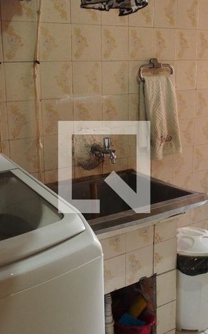 Casa à venda com 220m², 3 quartos e 2 vagasÁrea de Serviço