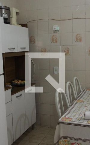 Casa à venda com 220m², 3 quartos e 2 vagasCozinha