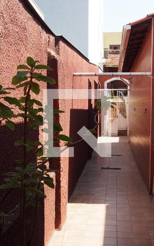 Casa à venda com 220m², 3 quartos e 2 vagasQuintal