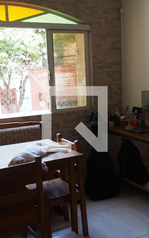 Casa à venda com 220m², 3 quartos e 2 vagasSala/Quarto 2
