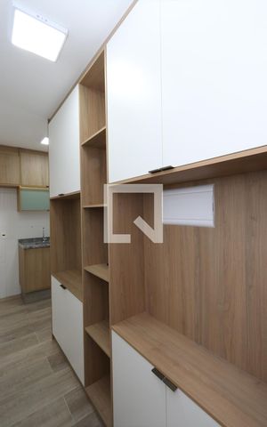Studio à venda com 33m², 1 quarto e sem vaga Studio à venda com 33m², 1 quarto e sem vagaCozinha