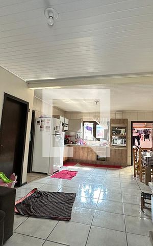 Casa à venda com 92m², 3 quartos e 2 vagasSala