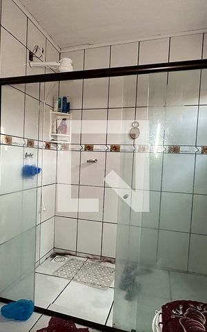 Casa à venda com 92m², 3 quartos e 2 vagasBanheiro