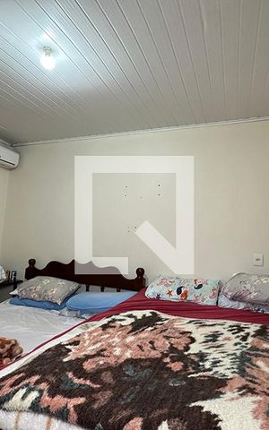 Casa à venda com 92m², 3 quartos e 2 vagasQuarto 2 