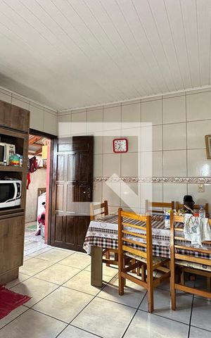Casa à venda com 92m², 3 quartos e 2 vagasCozinha