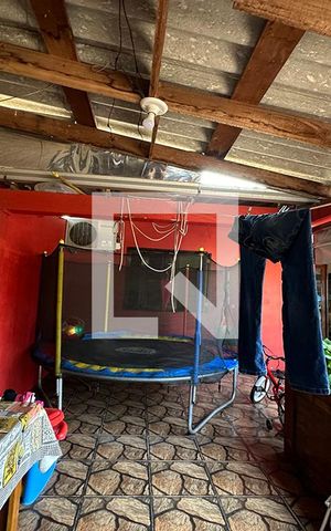 Casa à venda com 92m², 3 quartos e 2 vagasChurrasqueira
