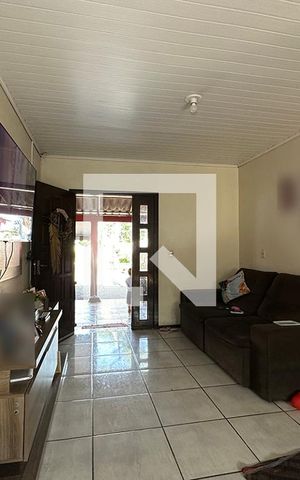 Casa à venda com 92m², 3 quartos e 2 vagasSala