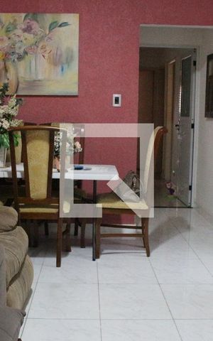 Casa à venda com 240m², 3 quartos e 3 vagasSala