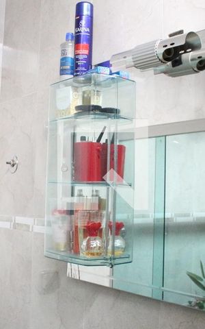 Casa à venda com 240m², 3 quartos e 3 vagasBanheiro Social