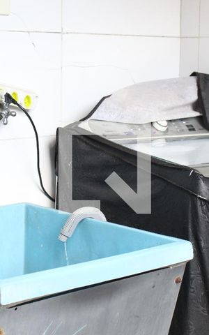 Casa à venda com 240m², 3 quartos e 3 vagasÁrea de Serviço