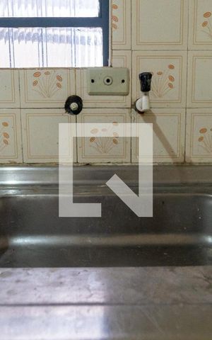 Casa à venda com 150m², 3 quartos e 2 vagas Casa à venda com 150m², 3 quartos e 2 vagasCozinha