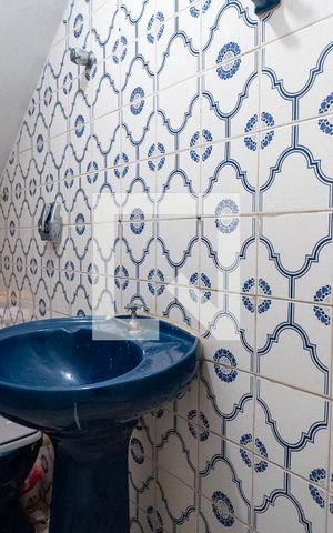 Casa à venda com 150m², 3 quartos e 2 vagas Casa à venda com 150m², 3 quartos e 2 vagasLavabo