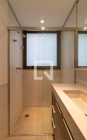 Apartamento à venda com 55m², 1 quarto e 1 vaga Apartamento à venda com 55m², 1 quarto e 1 vagaBanheiro da Suíte