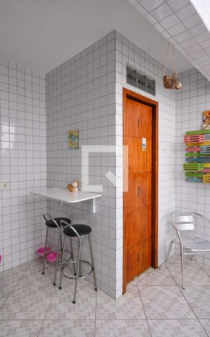 Casa à venda com 120m², 3 quartos e 2 vagas Casa à venda com 120m², 3 quartos e 2 vagasQuintal