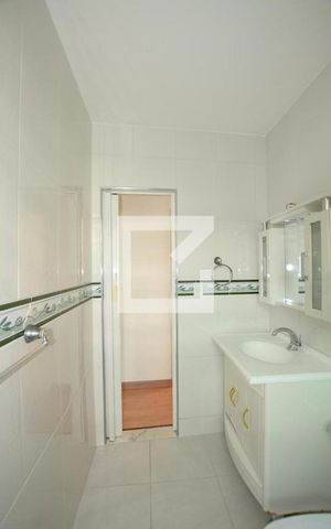 Casa à venda com 80m², 2 quartos e sem vagaBanheiro