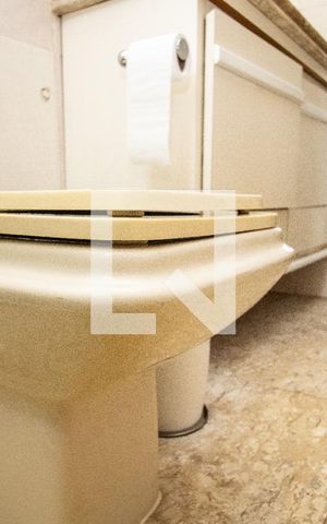 Apartamento à venda com 97m², 3 quartos e 1 vaga Apartamento à venda com 97m², 3 quartos e 1 vagaBanheiro 1